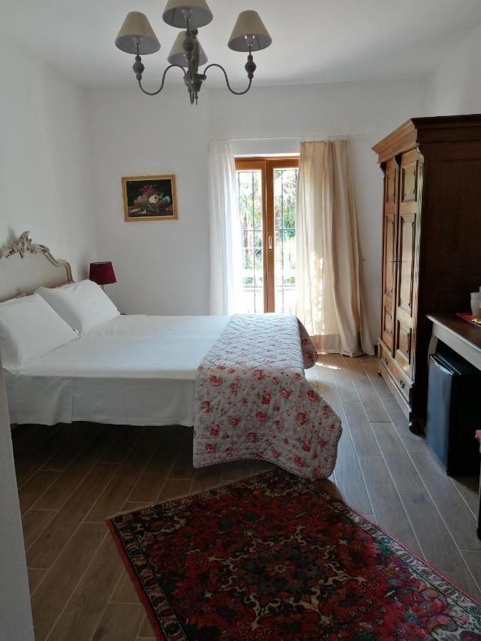 Al Rustico Hotel Torbole Sul Garda Luaran gambar