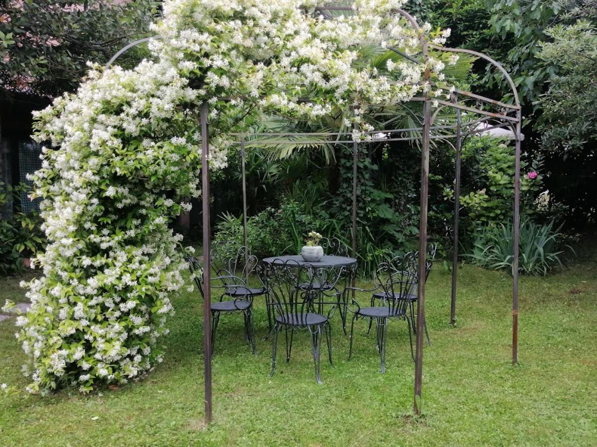 Al Rustico Hotel Torbole Sul Garda Luaran gambar