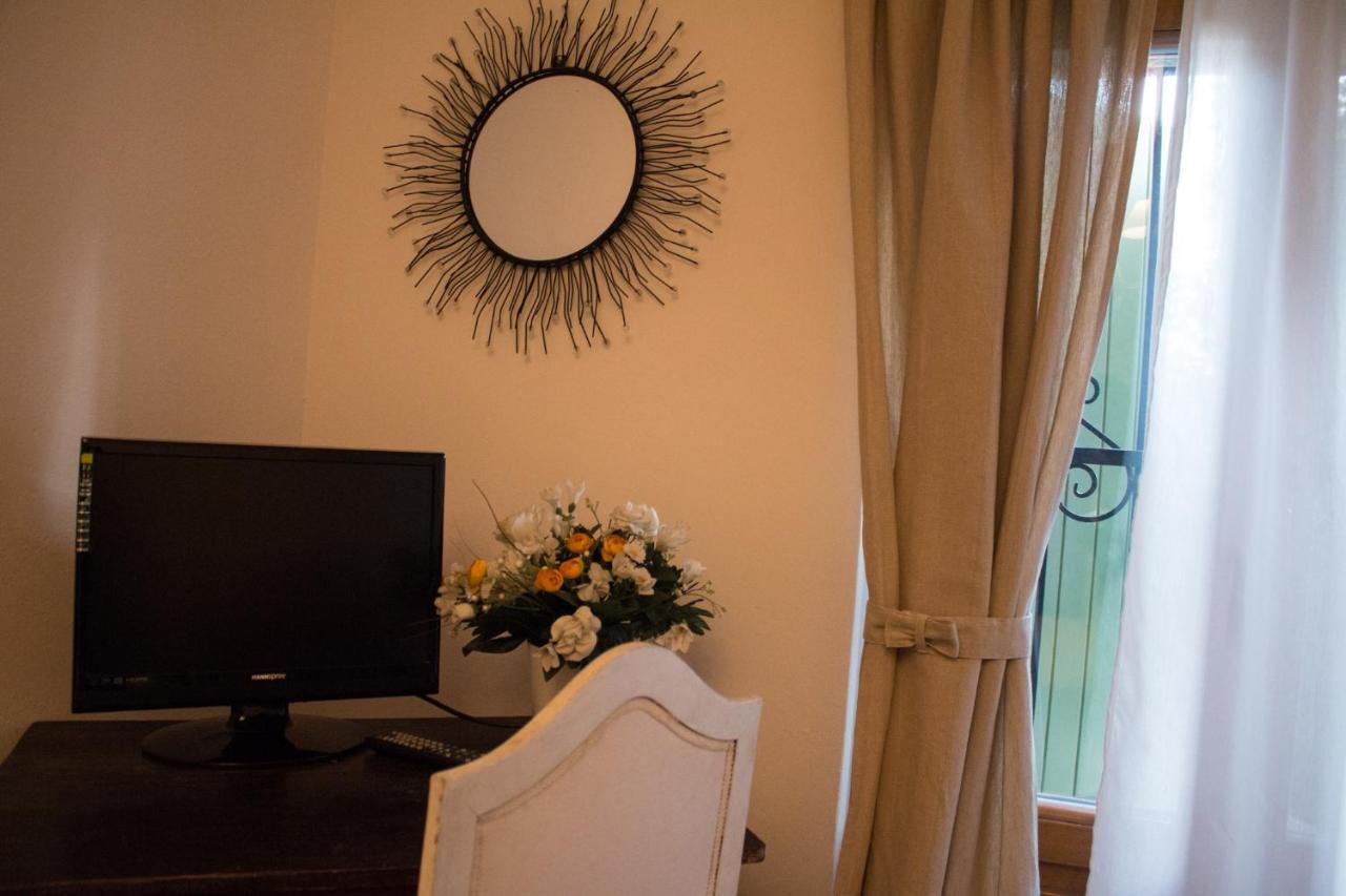 Al Rustico Hotel Torbole Sul Garda Luaran gambar